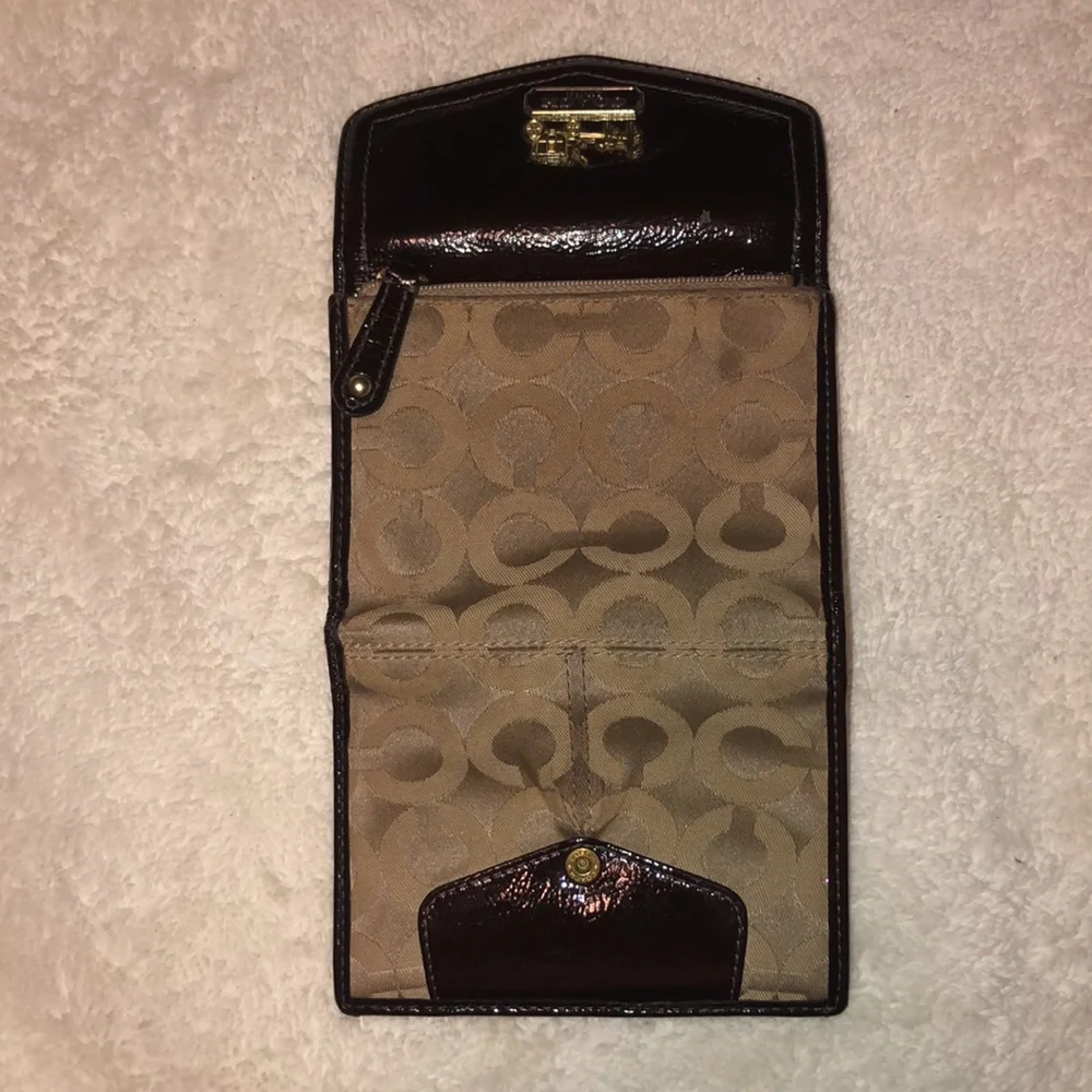 Coach Wallet - Picture 4 of 4